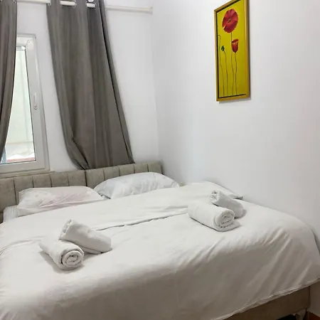 Juli'S Pazari Nest Apartment Tirana Exterior photo
