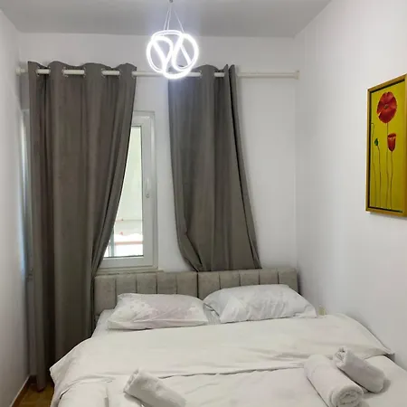 Juli'S Pazari Nest Apartment Tirana Exterior photo