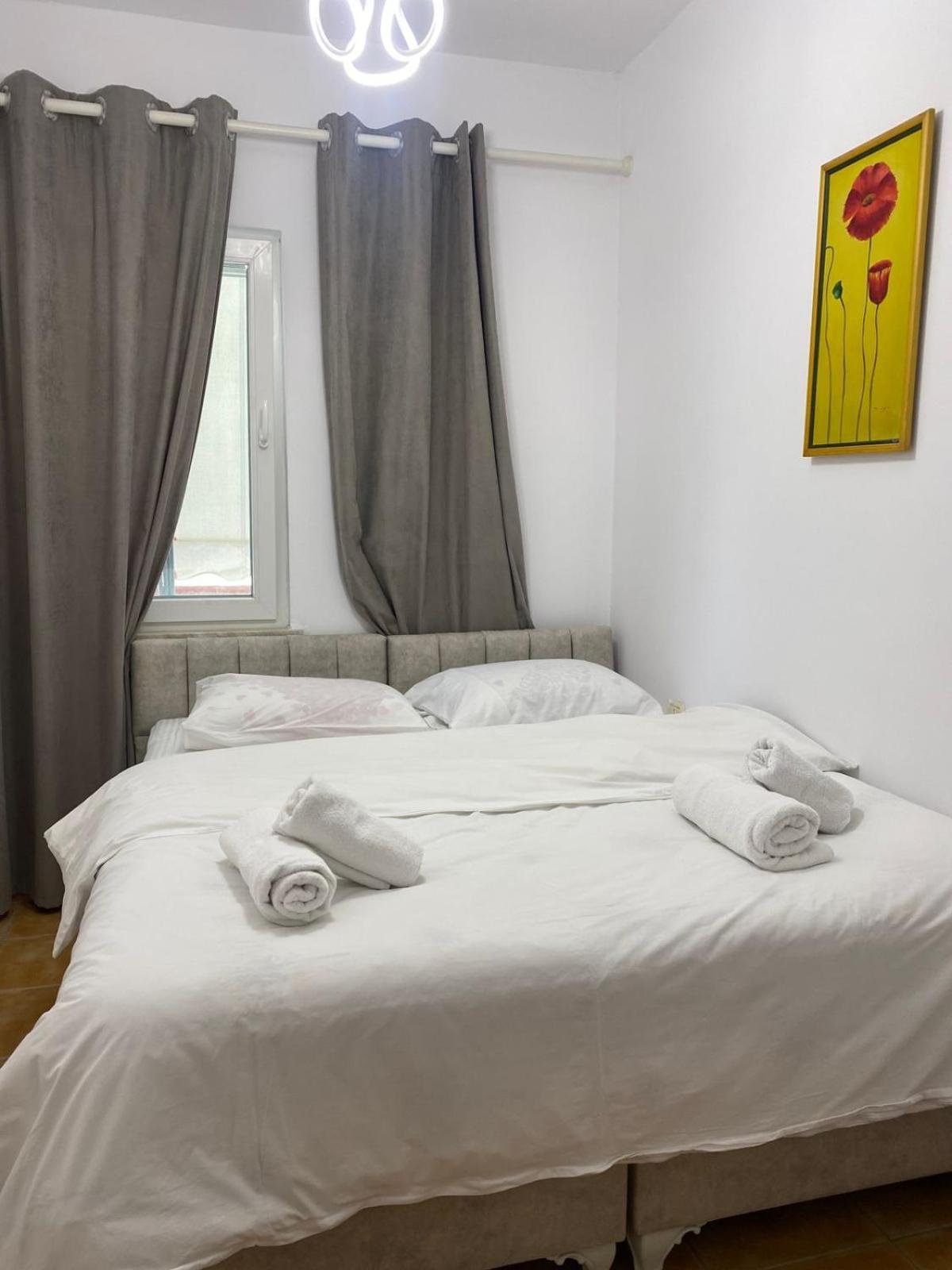 Juli's Pazari Nest * Tirana